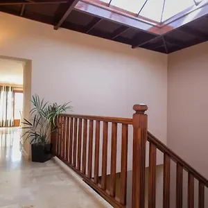 https://villa-sea-breeze-ocean-view.in-canary-islands.com