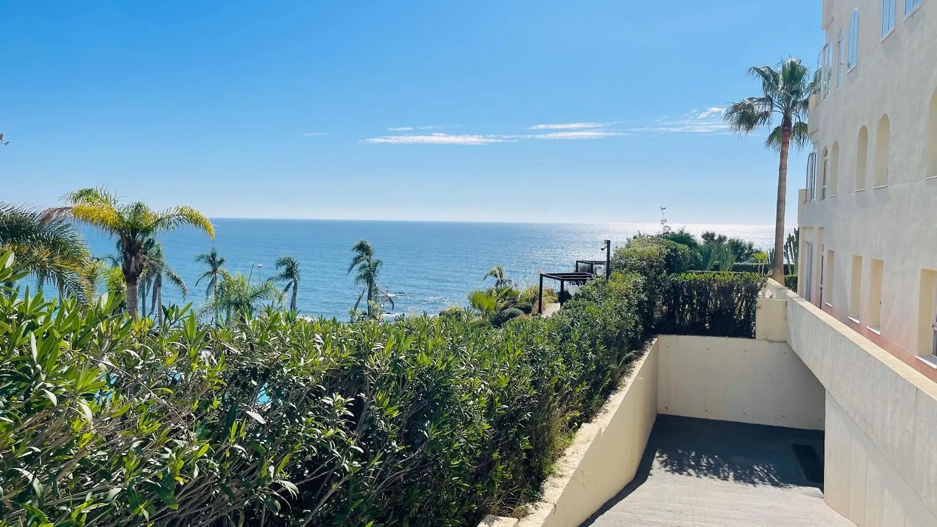 La Cala Gorgeous 2 Bedroom Apartment With Stunning Gardens, Pools And Sea Views El Faro 0*,  España